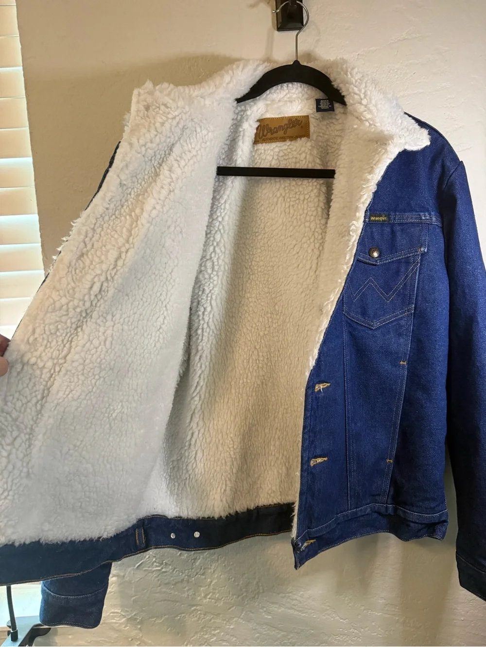 Wrangler sherpa-lined denim jacket